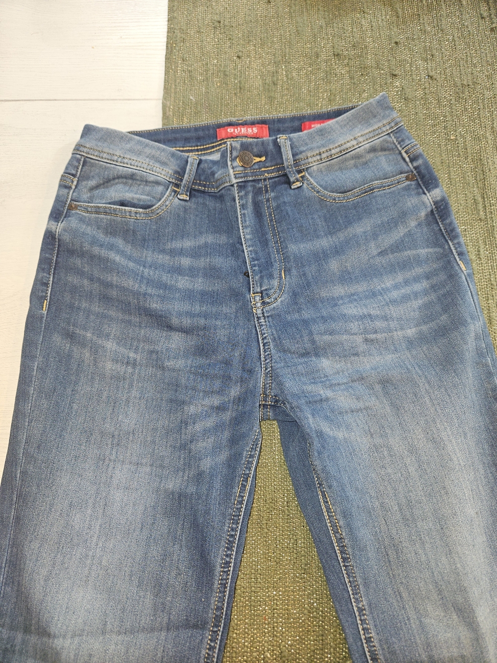 GUESS Blue Vintage Wash Jeans